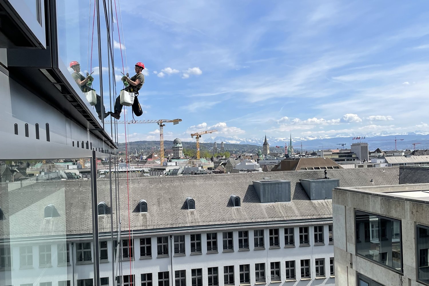 Reinigung mit Seiltechnik